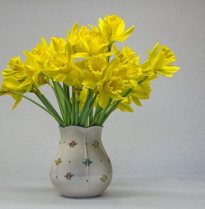 Sådan skaber du en imponerende påskelilje-buket